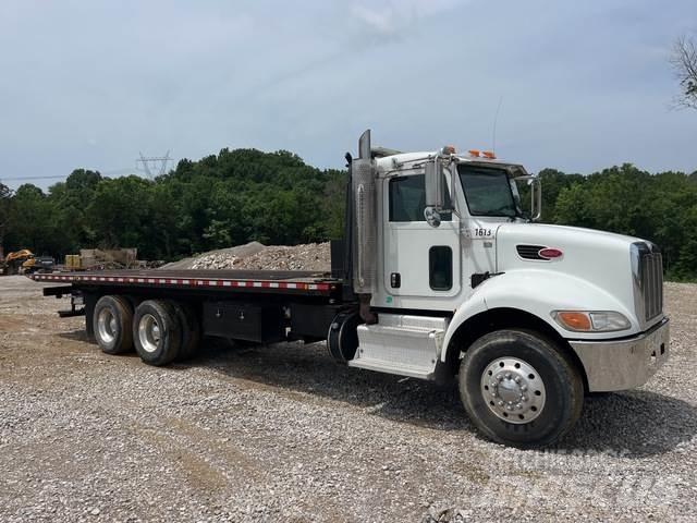Peterbilt 348 救援车
