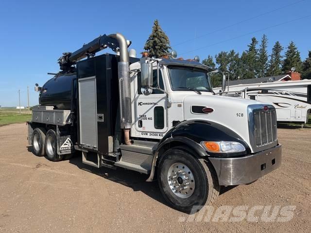 Peterbilt 348 履带挖掘机