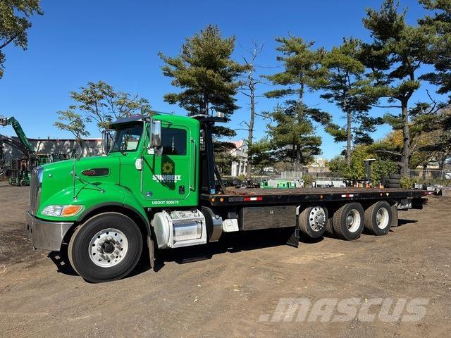 Peterbilt 348 救援车