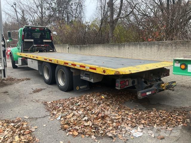 Peterbilt 348 救援车