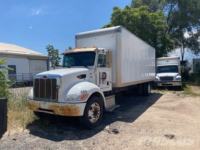 Peterbilt 352 厢式货车