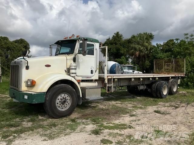 Peterbilt 357 平板栏板货车