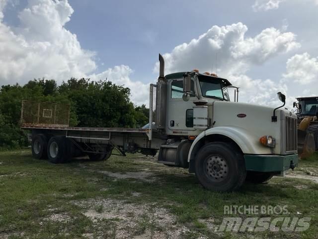 Peterbilt 357 平板栏板货车