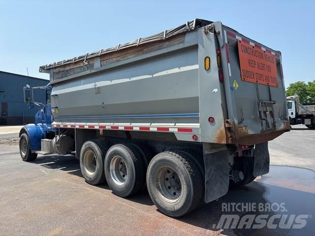 Peterbilt 357 自卸式货车