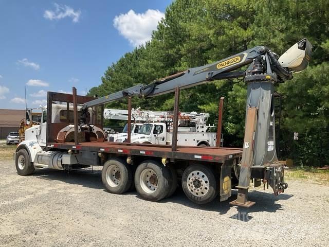 Peterbilt 365 木材运输车