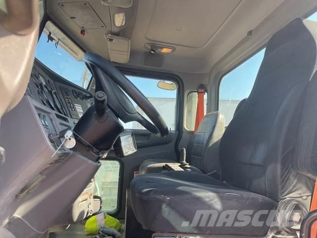 Peterbilt 365 其他货车