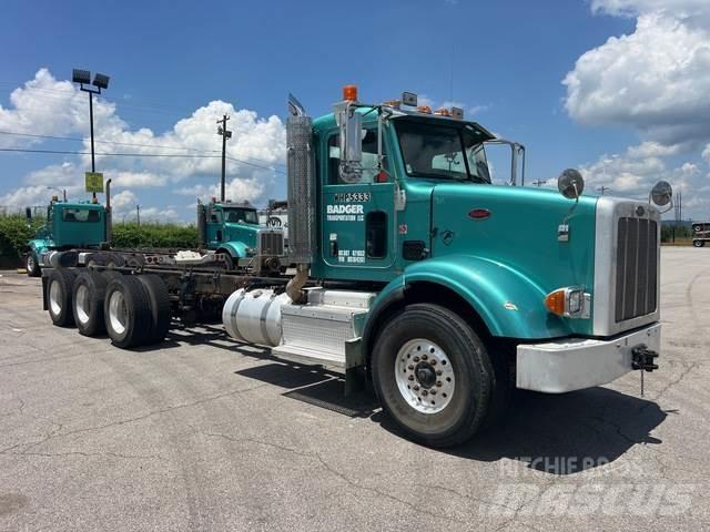 Peterbilt 365 驾驶室与内部