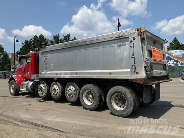 Peterbilt 365 自卸式货车