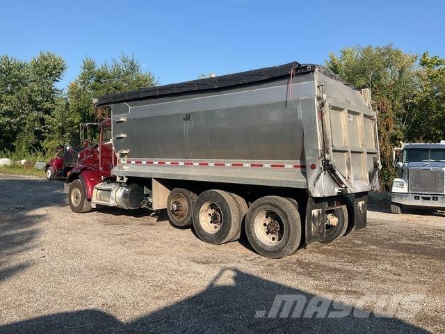Peterbilt 365 自卸式货车