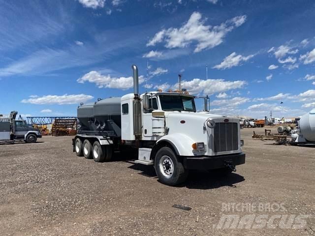 Peterbilt 367 其他货车