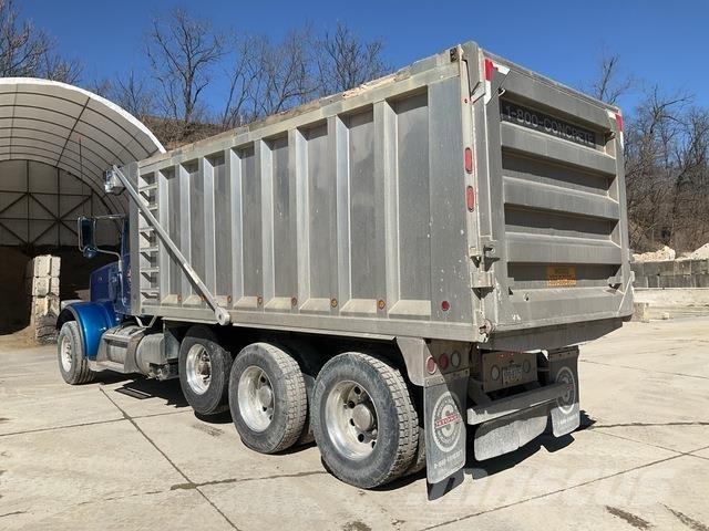 Peterbilt 367 自卸式货车