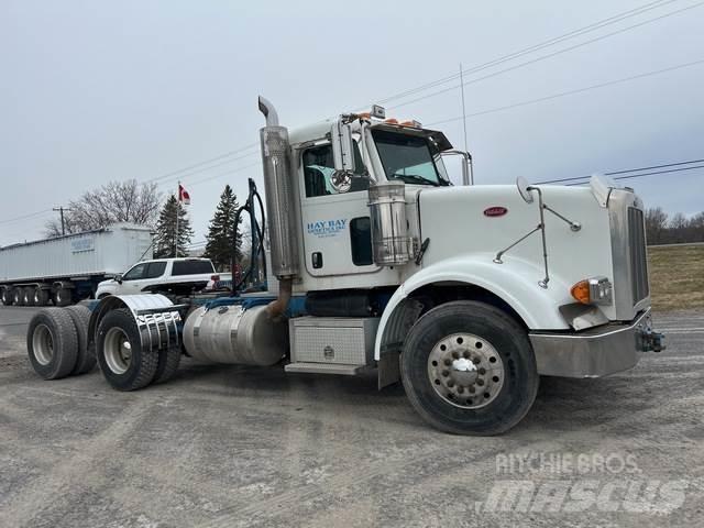 Peterbilt 367 牵引车