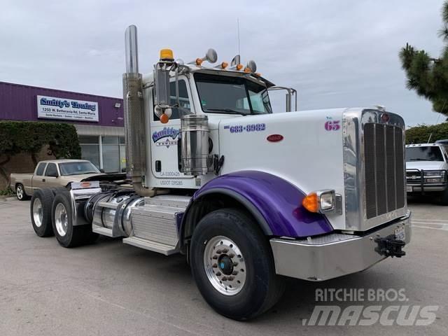 Peterbilt 367 牵引车