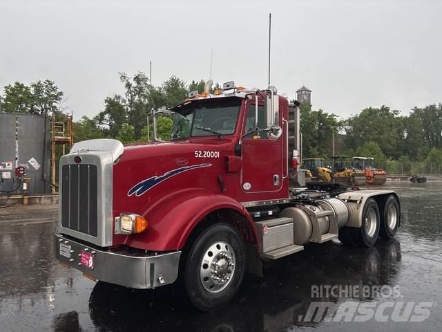 Peterbilt 367 牵引车