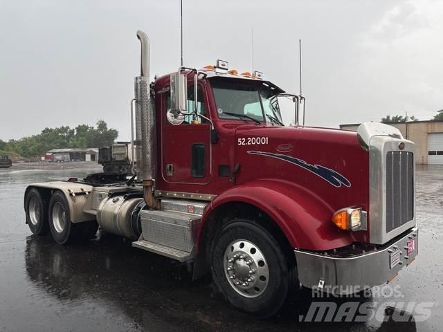 Peterbilt 367 牵引车