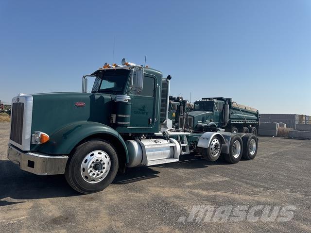 Peterbilt 367 牵引车