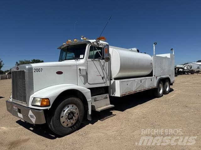 Peterbilt 375 油罐车