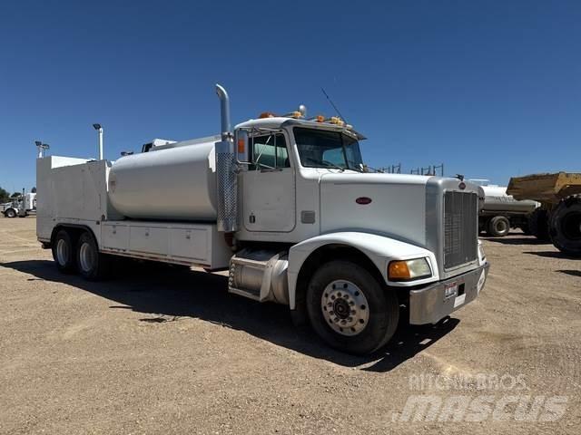 Peterbilt 375 油罐车