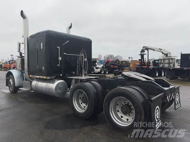 Peterbilt 378 牵引车