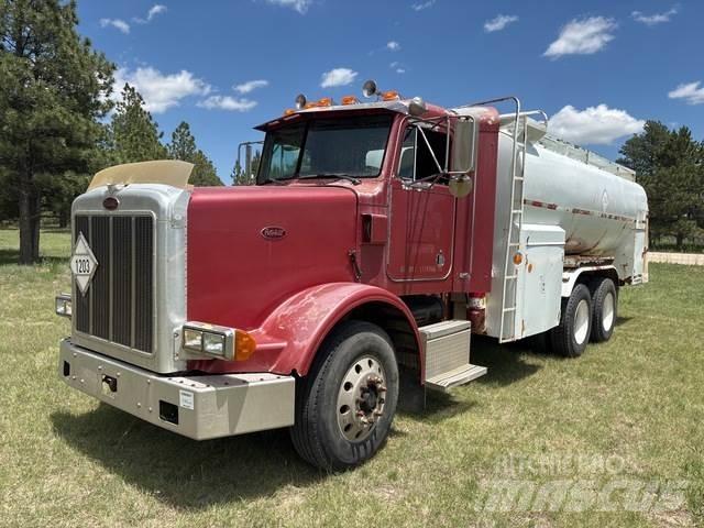 Peterbilt 378 油罐车