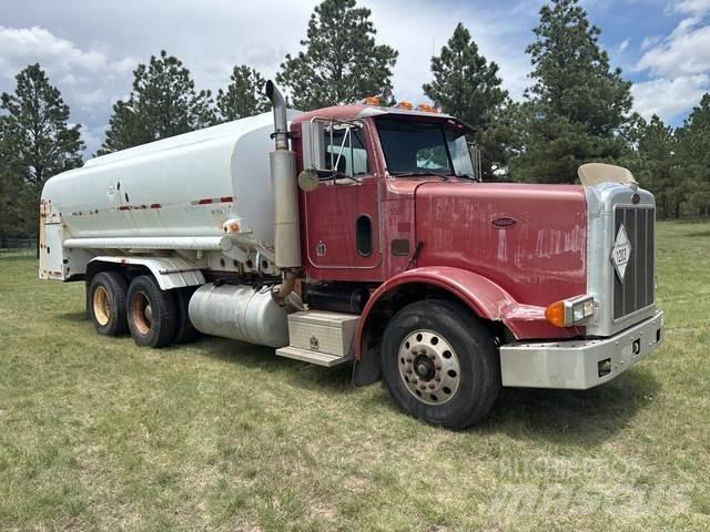 Peterbilt 378 油罐车