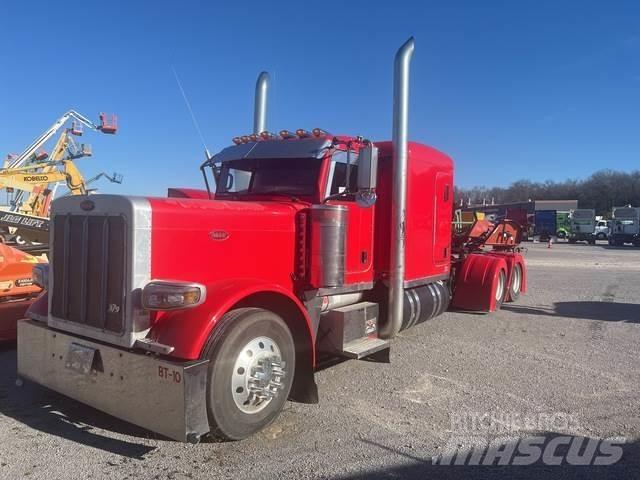 Peterbilt 379 牵引车
