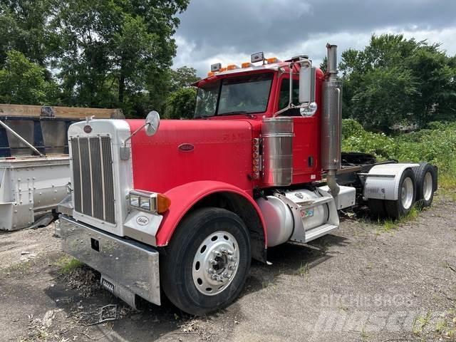 Peterbilt 379 牵引车