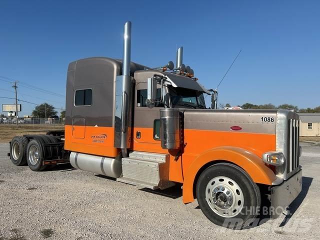 Peterbilt 379 牵引车