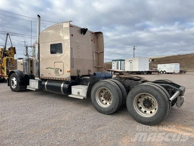 Peterbilt 379 牵引车