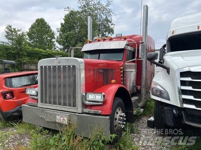 Peterbilt 379 牵引车