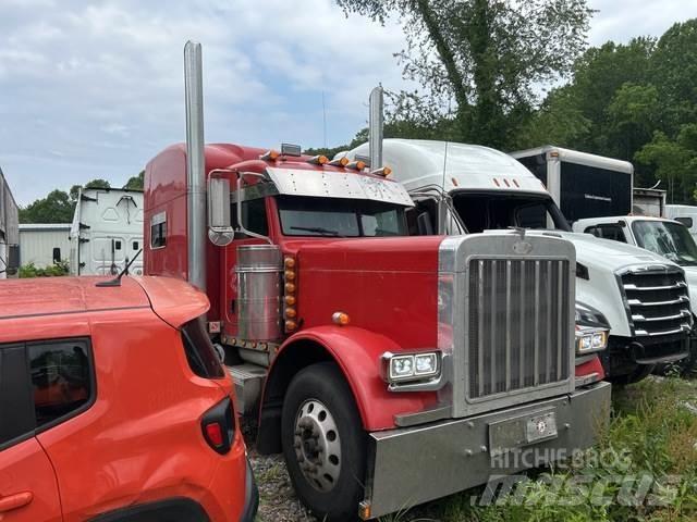 Peterbilt 379 牵引车
