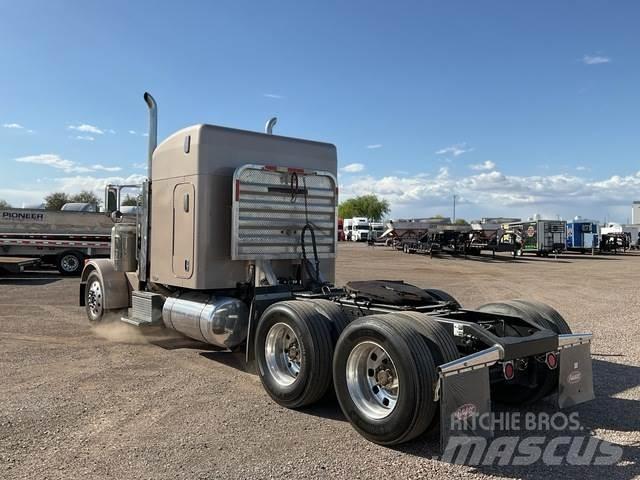 Peterbilt 379 牵引车