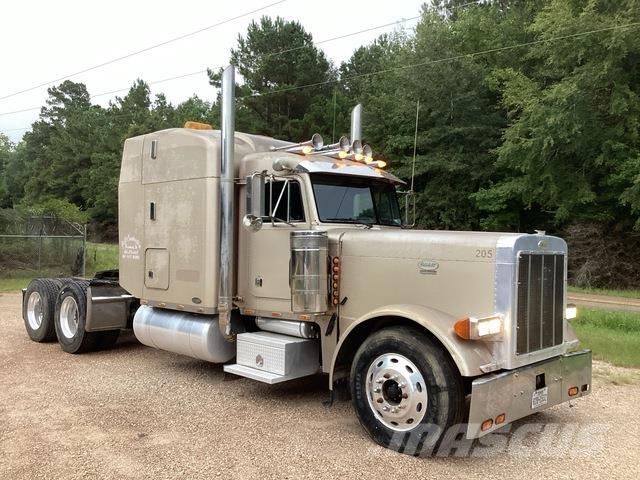 Peterbilt 379 牵引车