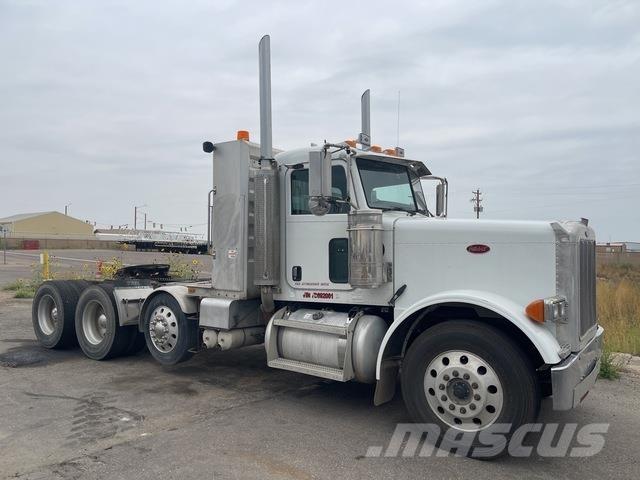 Peterbilt 379 牵引车