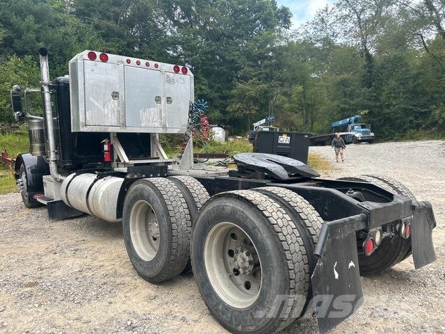 Peterbilt 379 牵引车