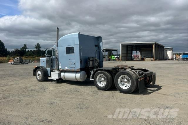 Peterbilt 379 牵引车