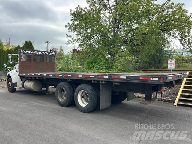 Peterbilt 382 平板栏板货车