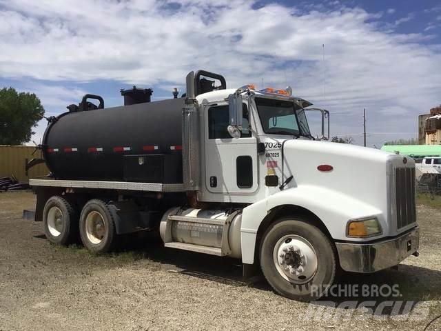 Peterbilt 385 组合/真空油槽车