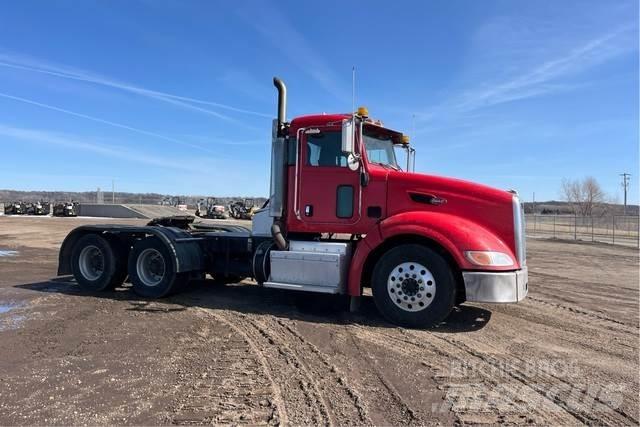 Peterbilt 386 牵引车