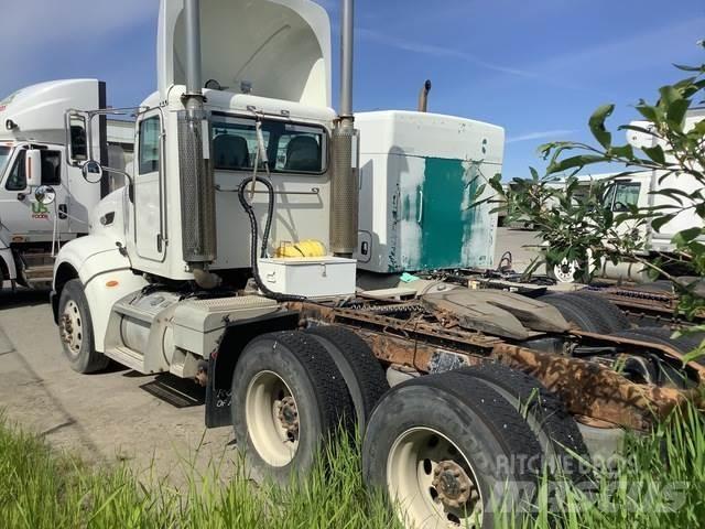 Peterbilt 386 牵引车