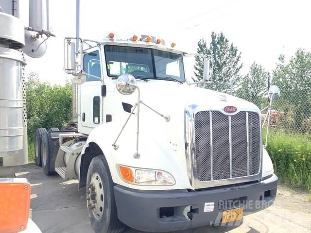 Peterbilt 386 牵引车
