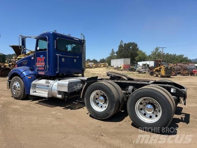 Peterbilt 386 牵引车