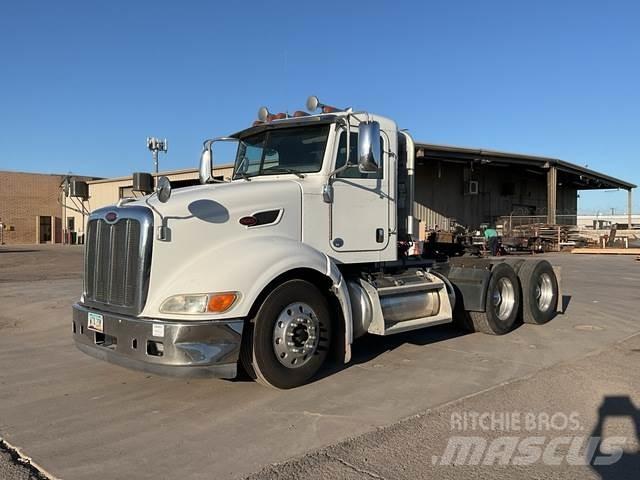 Peterbilt 386 牵引车