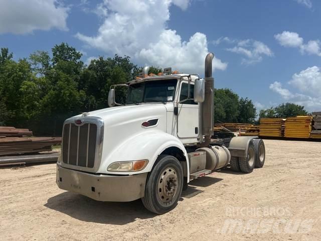 Peterbilt 386 牵引车