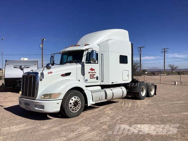 Peterbilt 386 牵引车