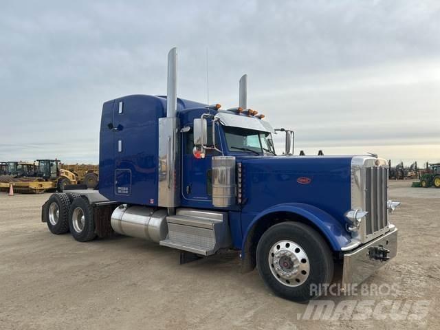 Peterbilt 389 牵引车