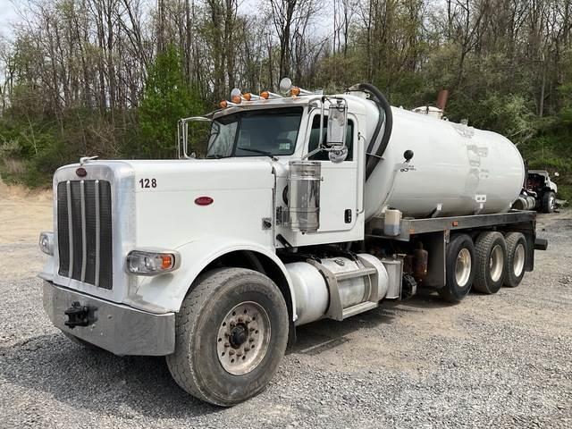 Peterbilt 389 组合/真空油槽车