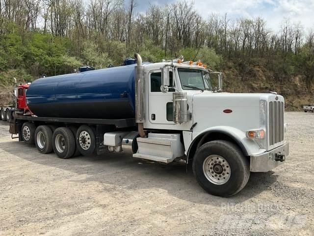 Peterbilt 389 油罐车