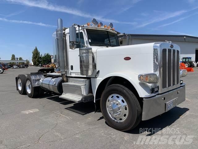 Peterbilt 389 牵引车