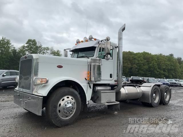 Peterbilt 389 牵引车